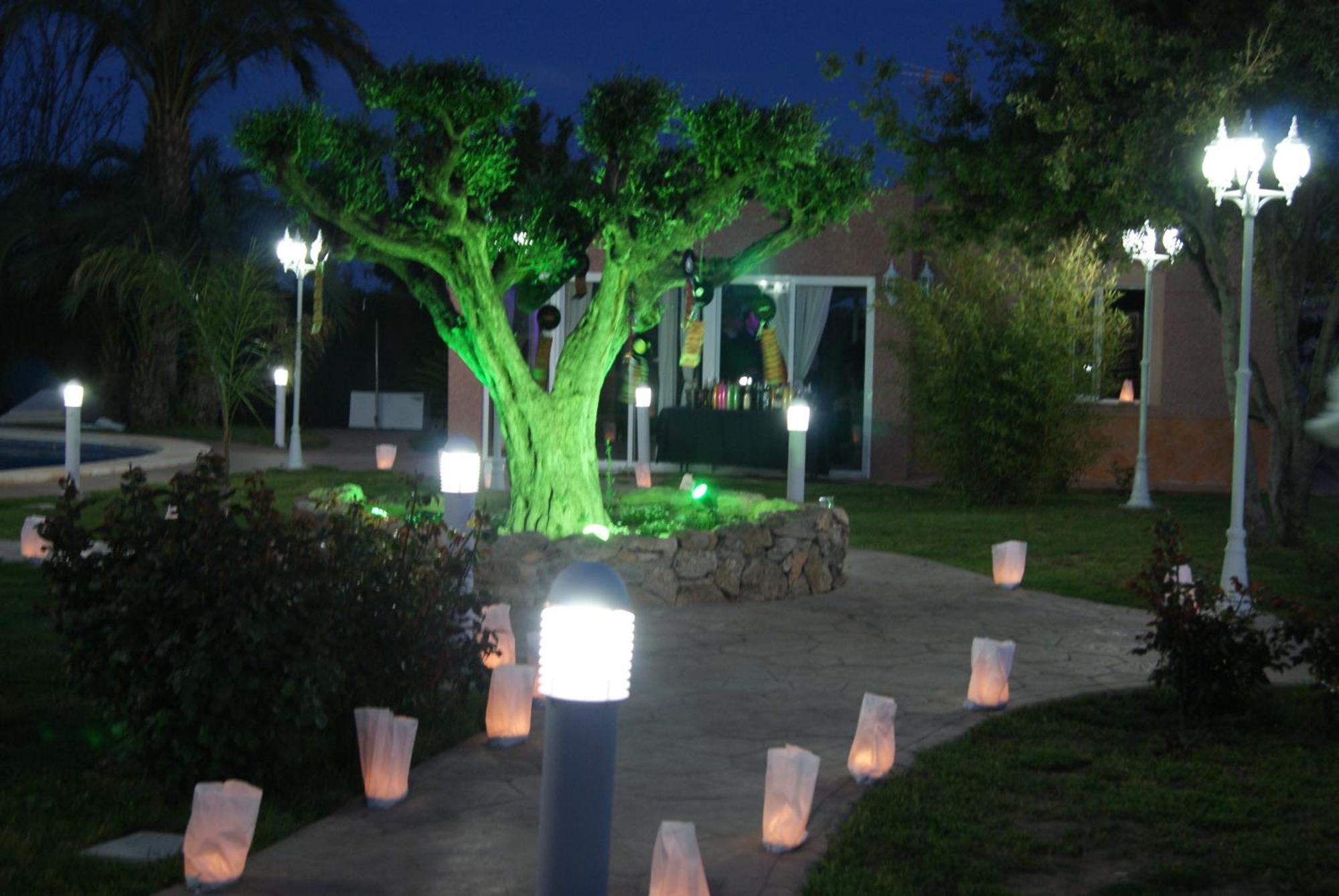 Los Jardines De Lola Daimés Exteriér fotografie