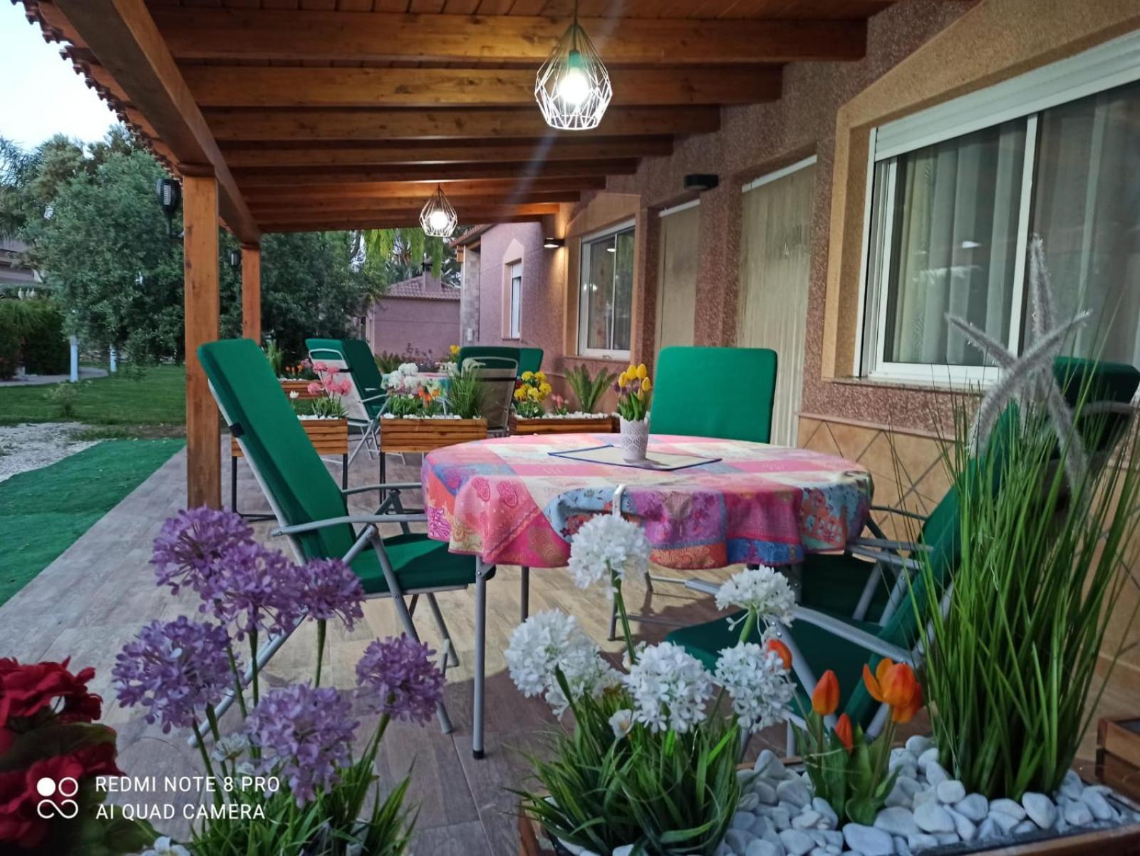 Los Jardines De Lola Daimés Exteriér fotografie